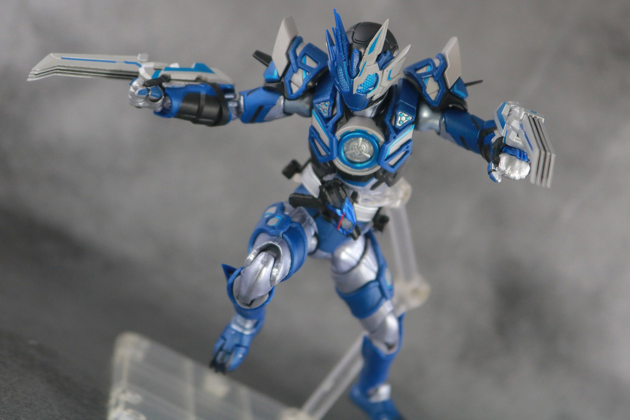 S.H.フィギュアーツ　仮面ライダーオルトロスバルカン　レビュー　アクション