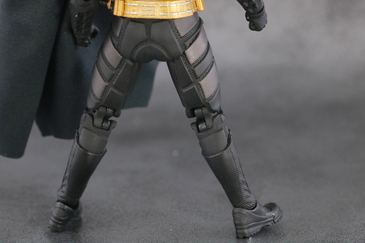 MAFEX　バットマン Ver.3.0　レビュー　本体