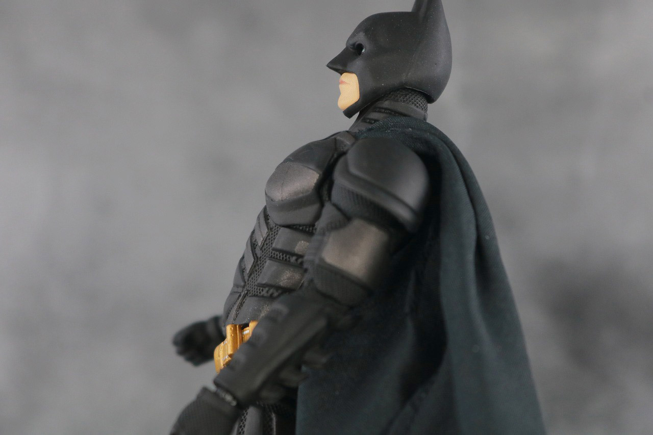 MAFEX　バットマン Ver.3.0　レビュー　可動範囲