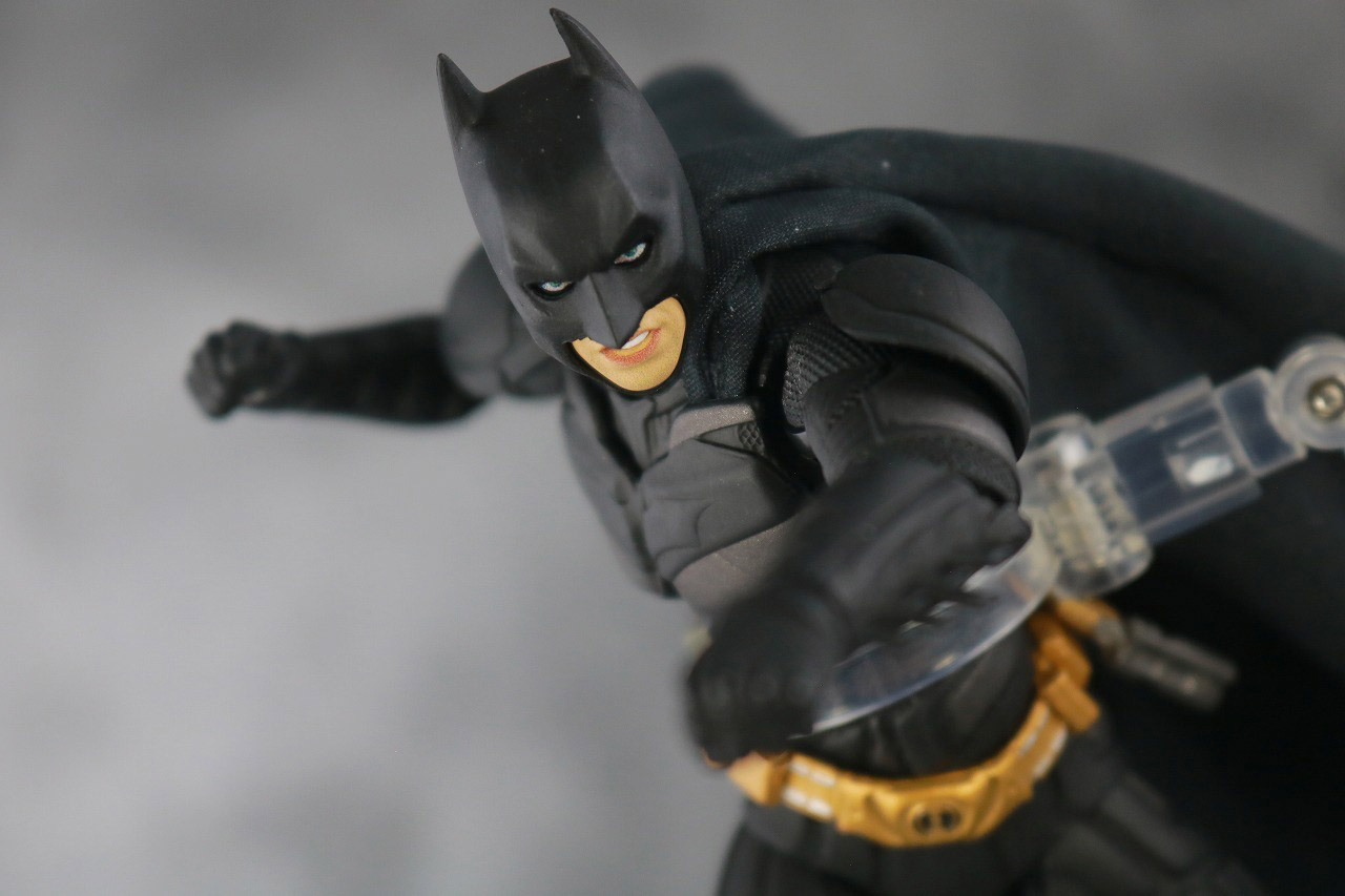 MAFEX　バットマン Ver.3.0　レビュー　アクション