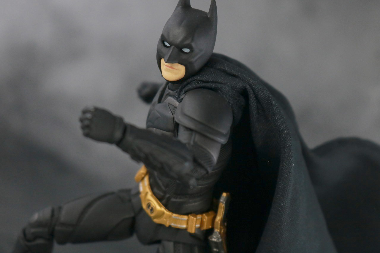 MAFEX　バットマン Ver.3.0　レビュー　アクション