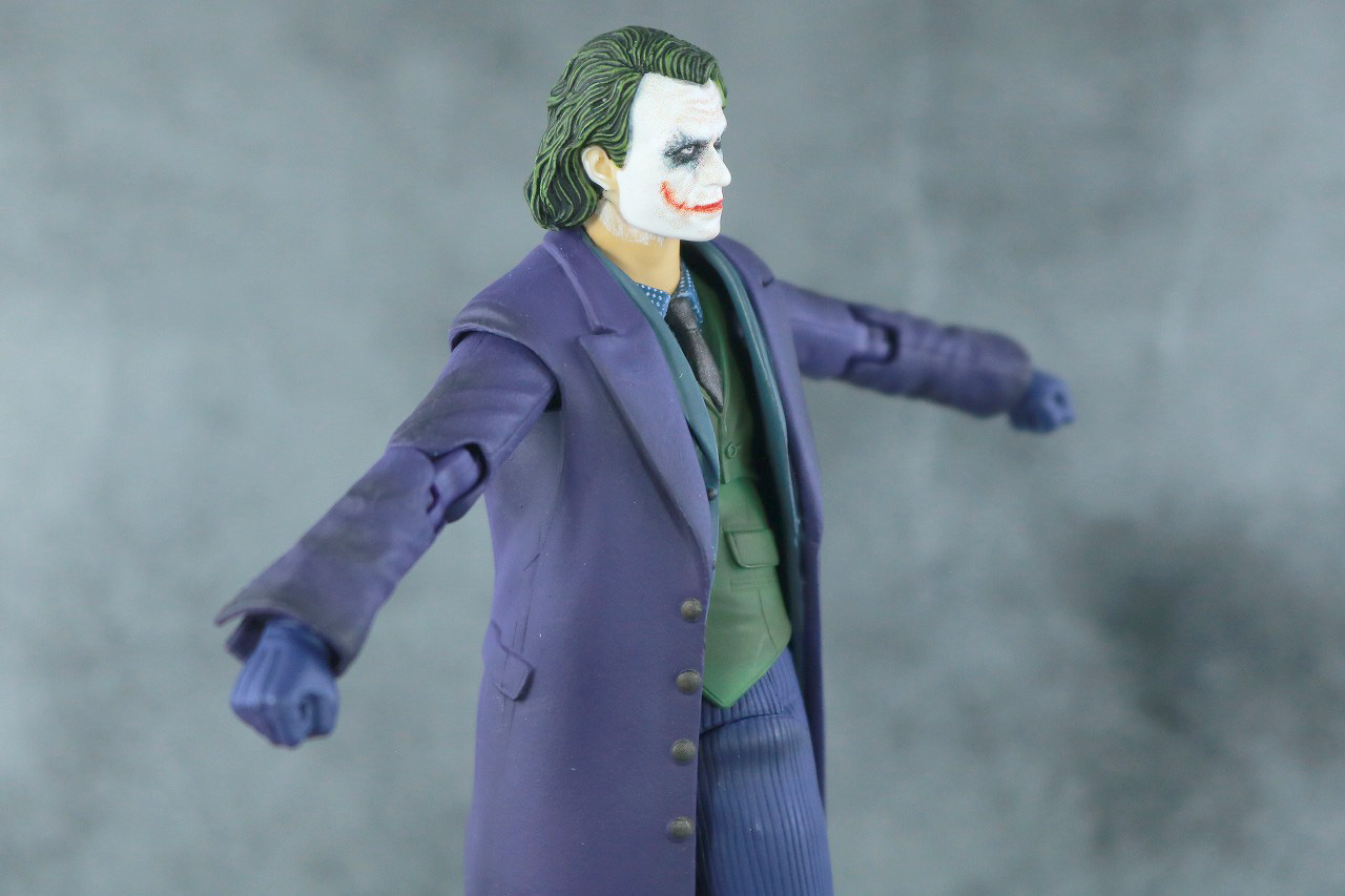 MAFEX　ジョーカー　Ver.2　レビュー　可動範囲