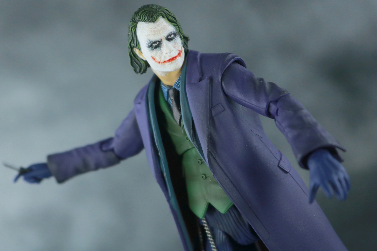 MAFEX　ジョーカー　Ver.2　レビュー　アクション