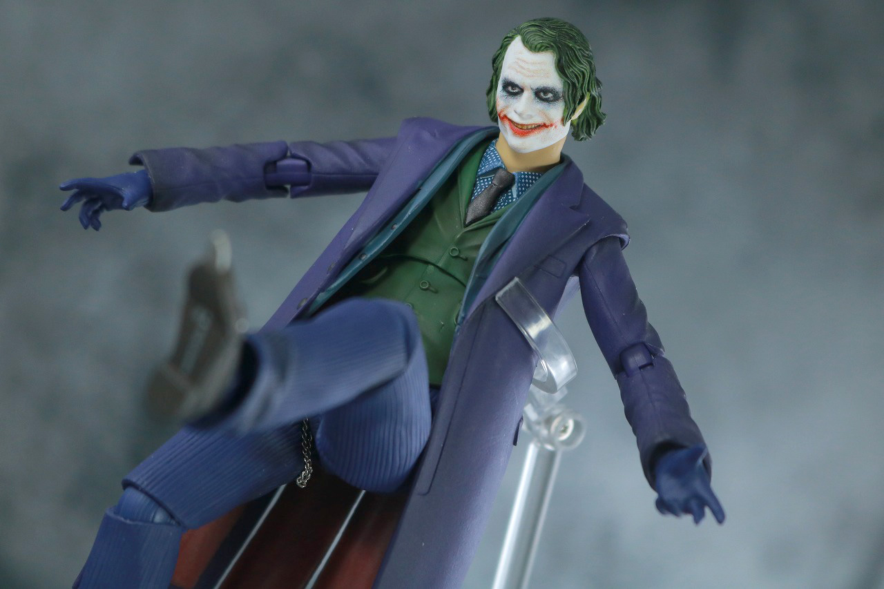 MAFEX　ジョーカー　Ver.2　レビュー　アクション