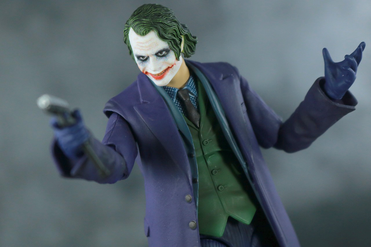 MAFEX　ジョーカー　Ver.2　レビュー　アクション