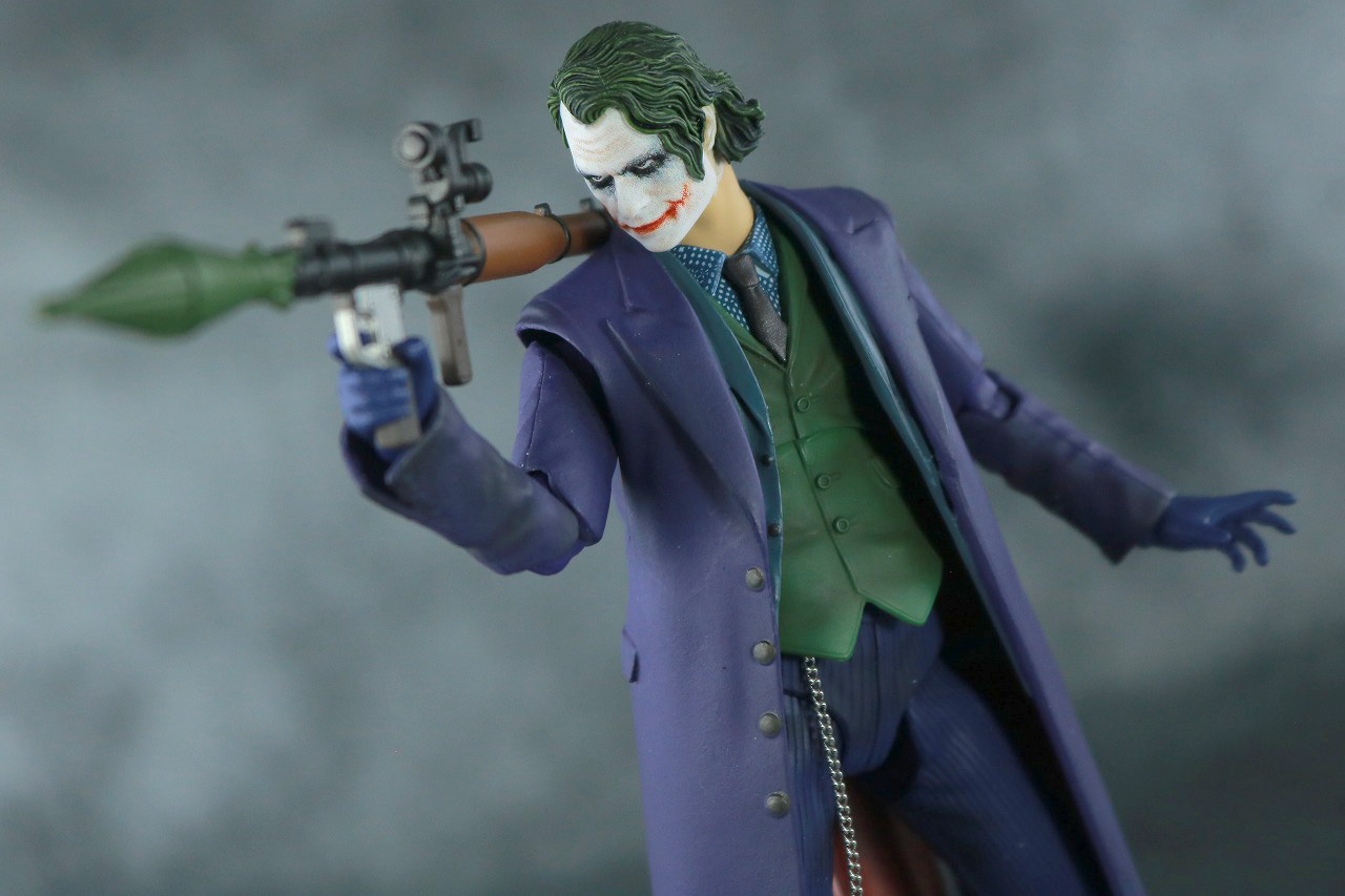 MAFEX　ジョーカー　Ver.2　レビュー　アクション