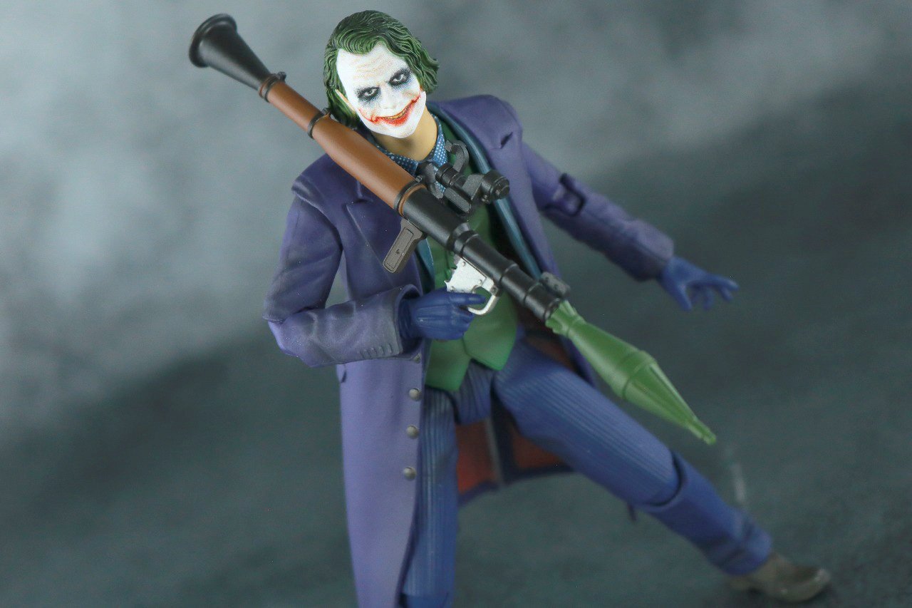 MAFEX　ジョーカー　Ver.2　レビュー　アクション