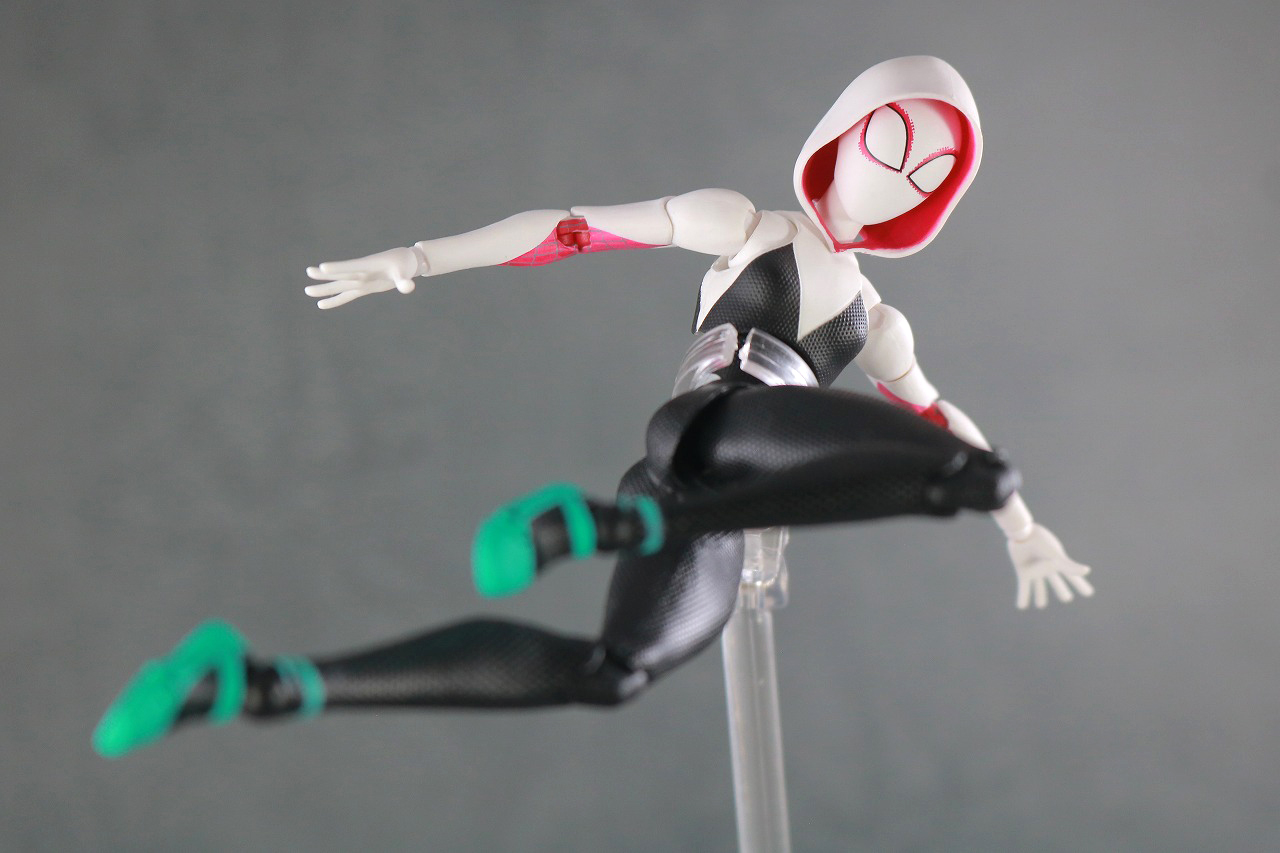 MAFEX　スパイダーグウェン　レビュー　アクション