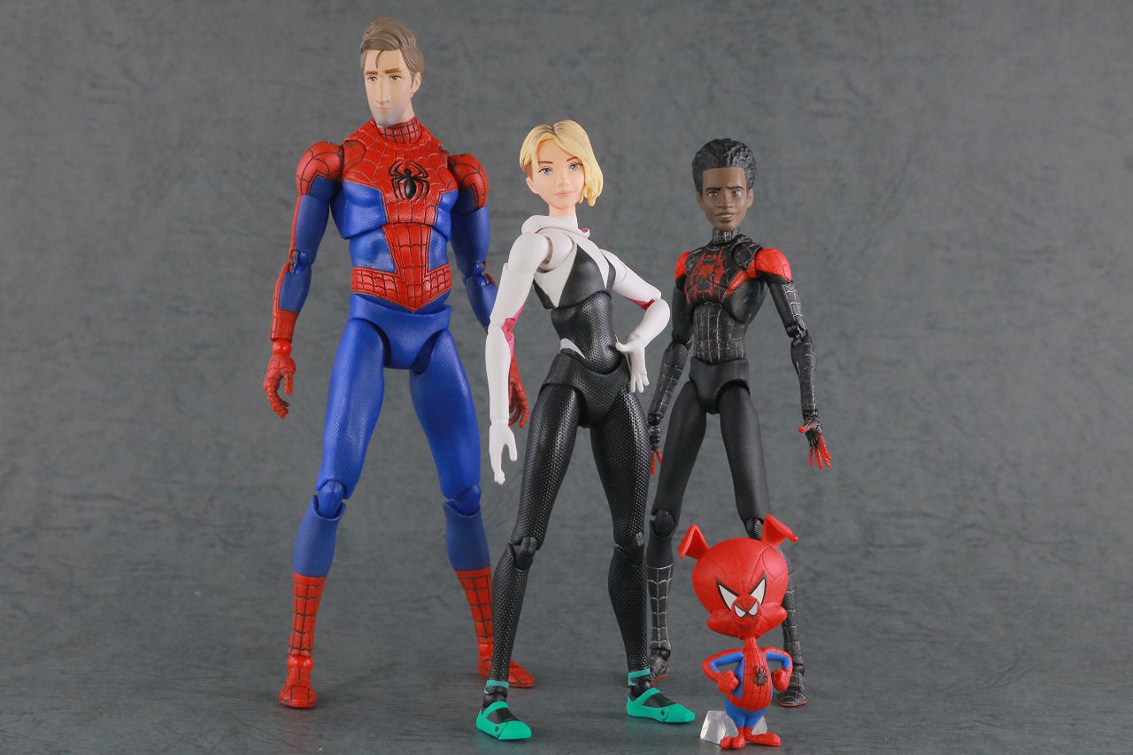 MAFEX　スパイダーグウェン　スパイダーハム　レビュー　アクション　マイルス・モラレス　ピーター・B・パーカー