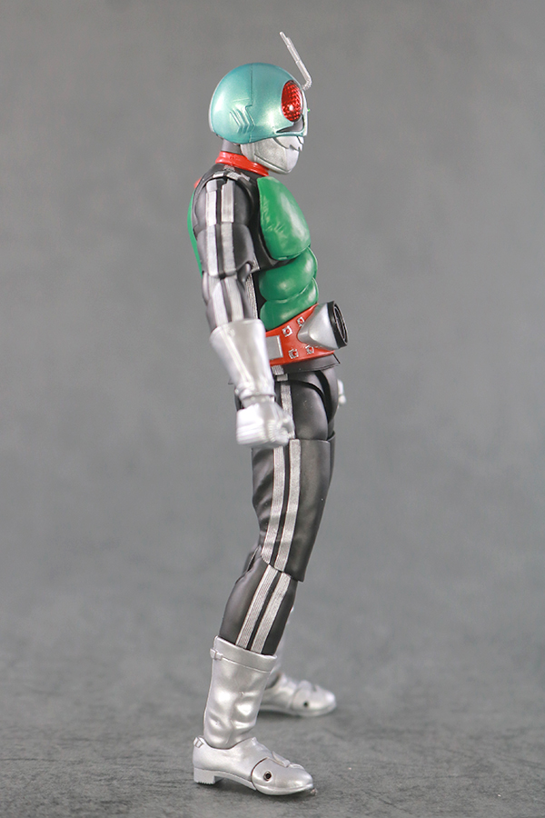 S.H.フィギュアーツ　仮面ライダー新1号 50th Anniversary Ver.　真骨彫製法　レビュー　本体