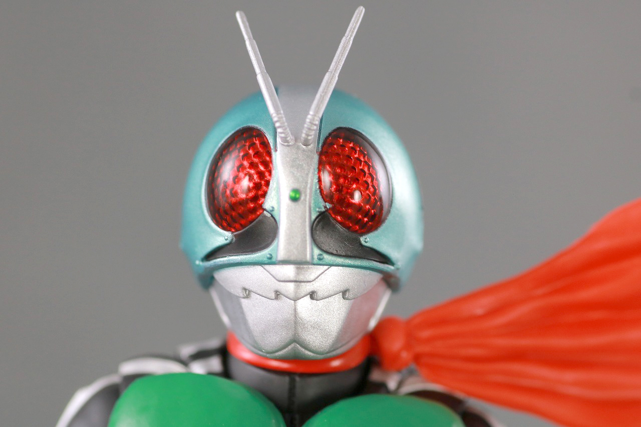 S.H.フィギュアーツ　仮面ライダー新1号 50th Anniversary Ver.　真骨彫製法　レビュー　本体