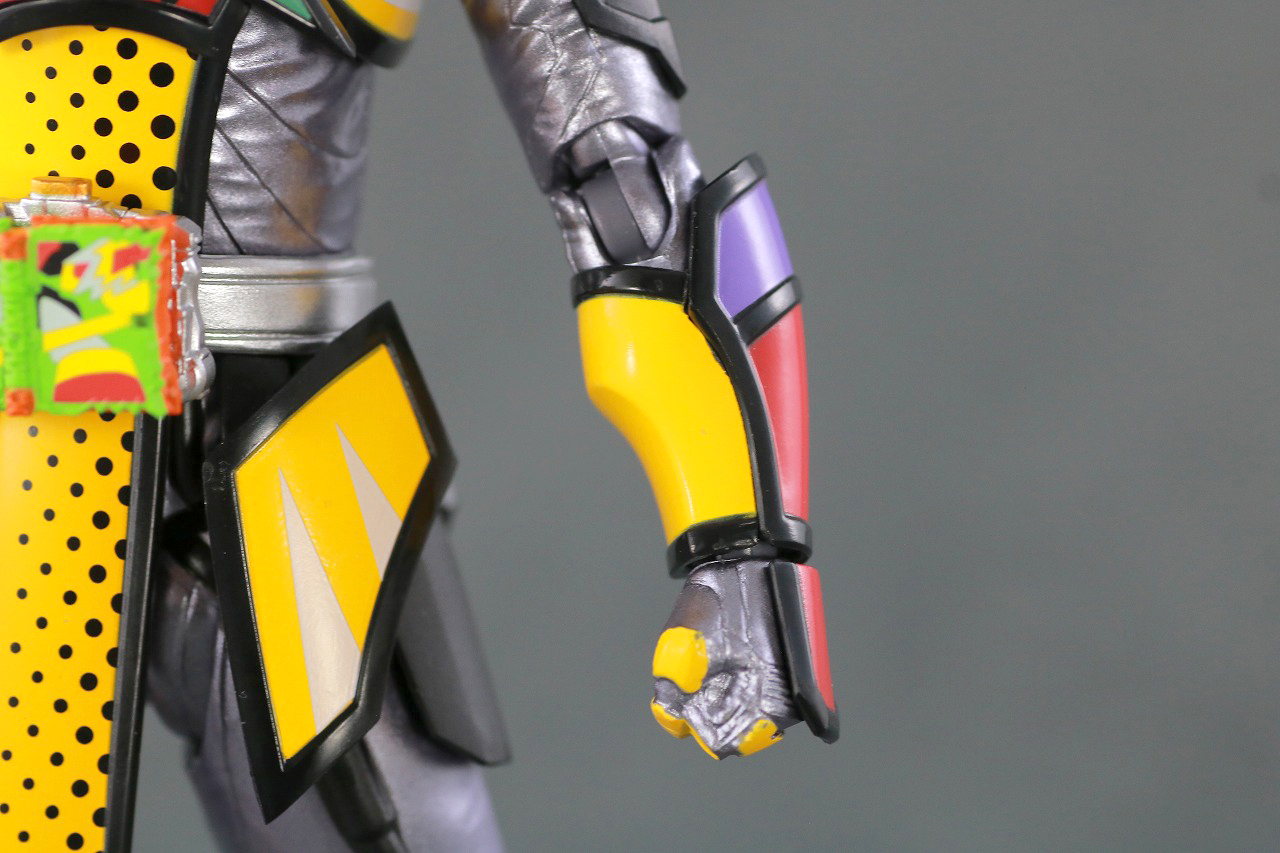 S.H.フィギュアーツ　仮面ライダー最光 金の武器 銀の武器／エックスソードマン　レビュー　本体