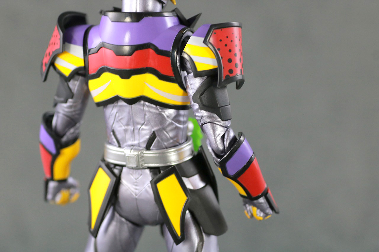 S.H.フィギュアーツ　仮面ライダー最光 金の武器 銀の武器／エックスソードマン　レビュー　本体