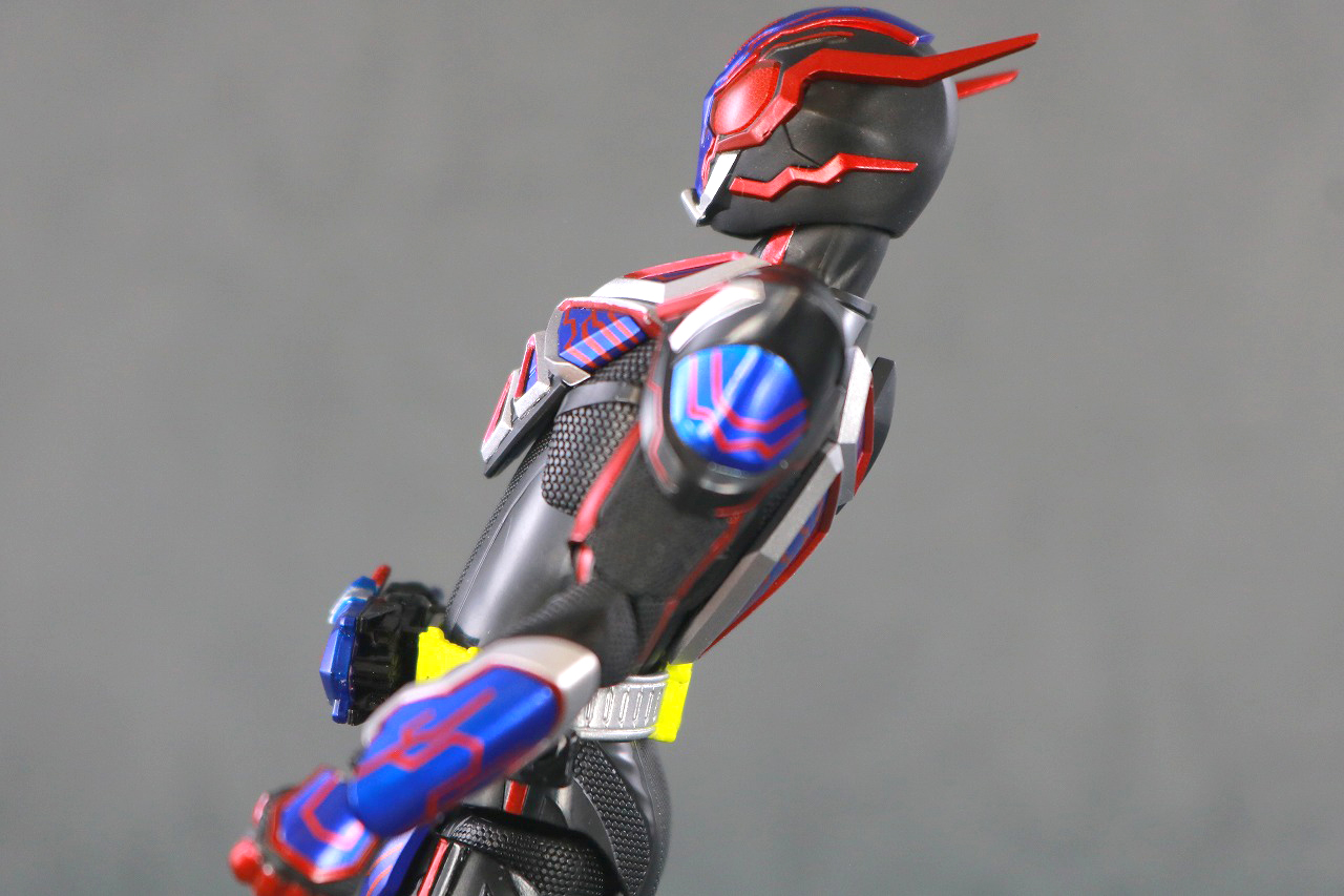 S.H.フィギュアーツ　仮面ライダーエデン　レビュー　可動範囲