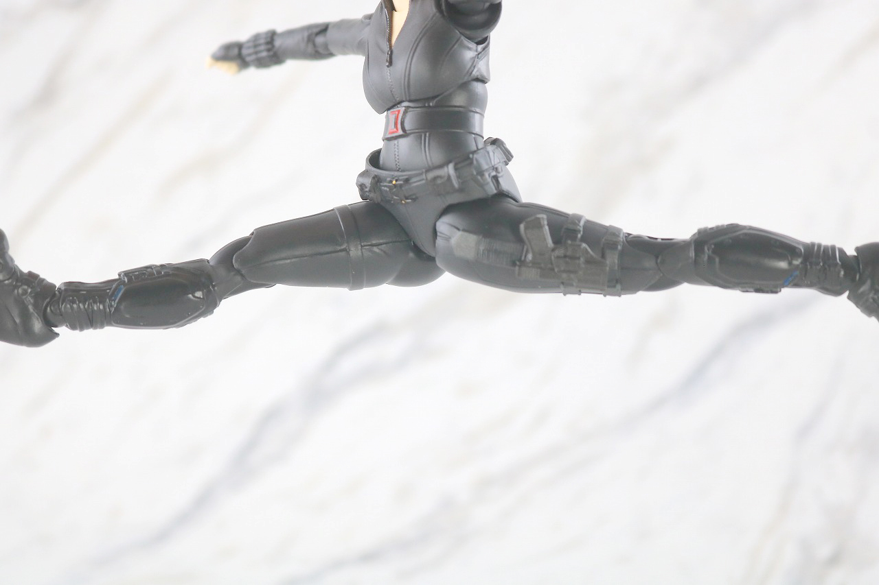 S.H.フィギュアーツ　ブラックウィドウ　アベンジャーズ　レビュー　可動範囲