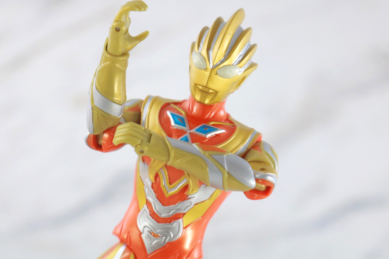 ウルトラアクションフィギュア　グリッタートリガーエタニティ　レビュー　アクション