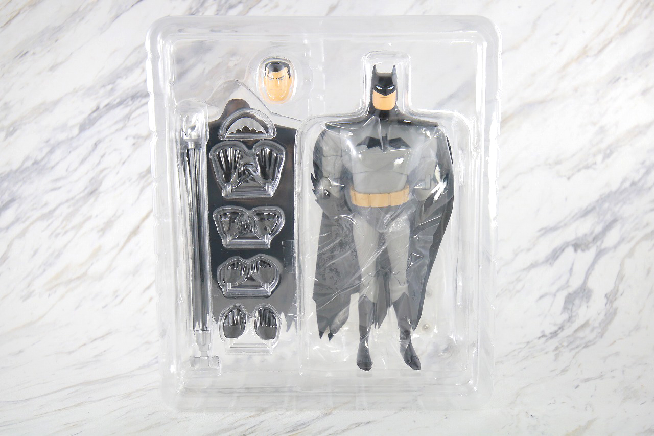 MAFEX　バットマン　THE NEW BATMAN ADVENTURES　レビュー　パッケージ