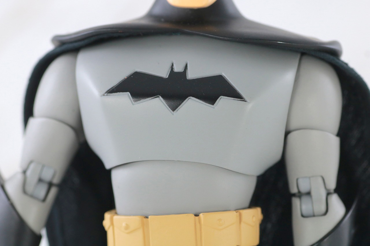 MAFEX　バットマン　THE NEW BATMAN ADVENTURES　レビュー　本体