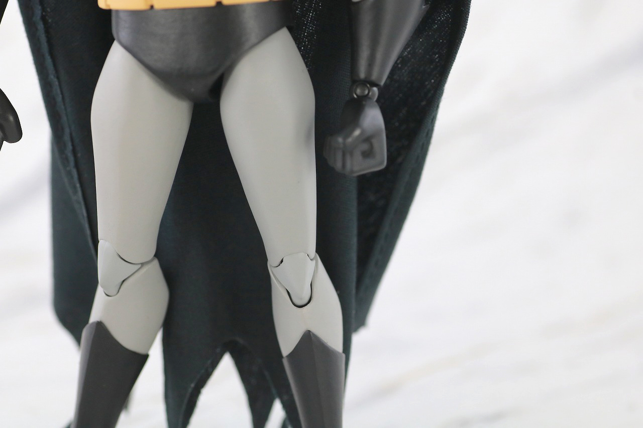 MAFEX　バットマン　THE NEW BATMAN ADVENTURES　レビュー　本体