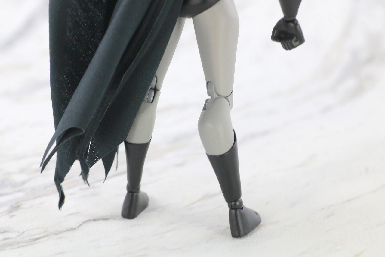 MAFEX　バットマン　THE NEW BATMAN ADVENTURES　レビュー　本体