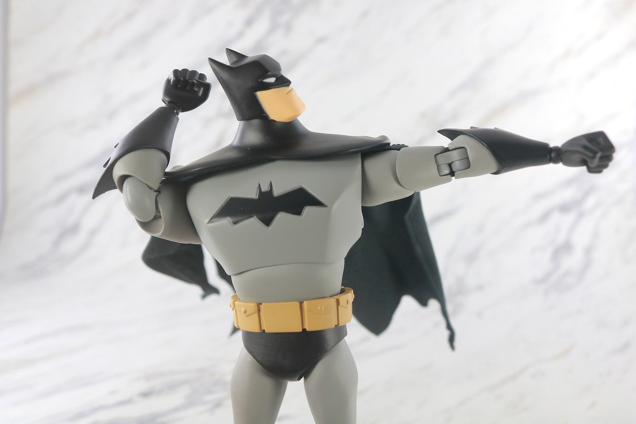 MAFEX　バットマン　THE NEW BATMAN ADVENTURES　レビュー　可動範囲