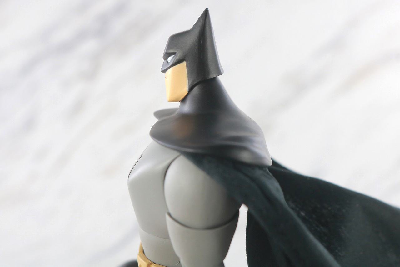 MAFEX　バットマン　THE NEW BATMAN ADVENTURES　レビュー　可動範囲