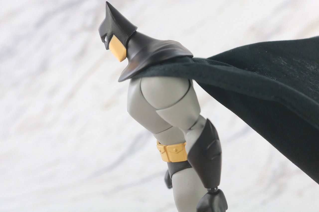 MAFEX　バットマン　THE NEW BATMAN ADVENTURES　レビュー　可動範囲