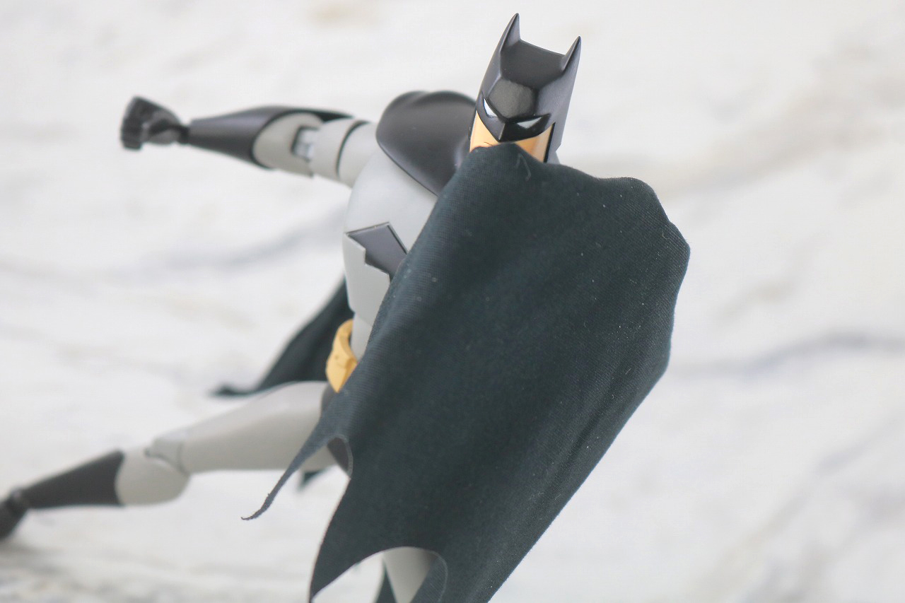 MAFEX　バットマン　THE NEW BATMAN ADVENTURES　レビュー　アクション