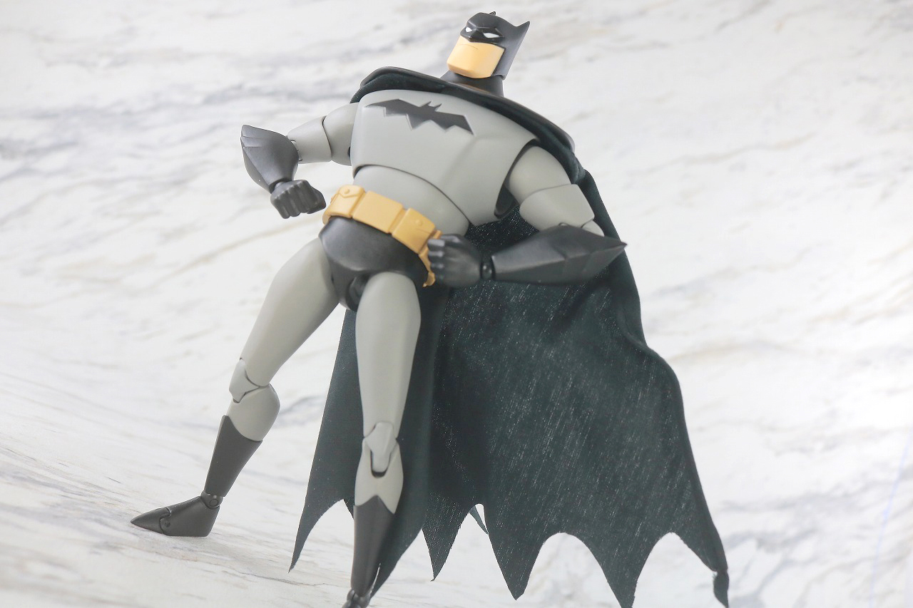 MAFEX　バットマン（THE NEW BATMAN ADVENTURES）　レビュー