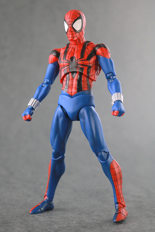 MAFEX　スパイダーマン　ベン・ライリー　レビュー　本体