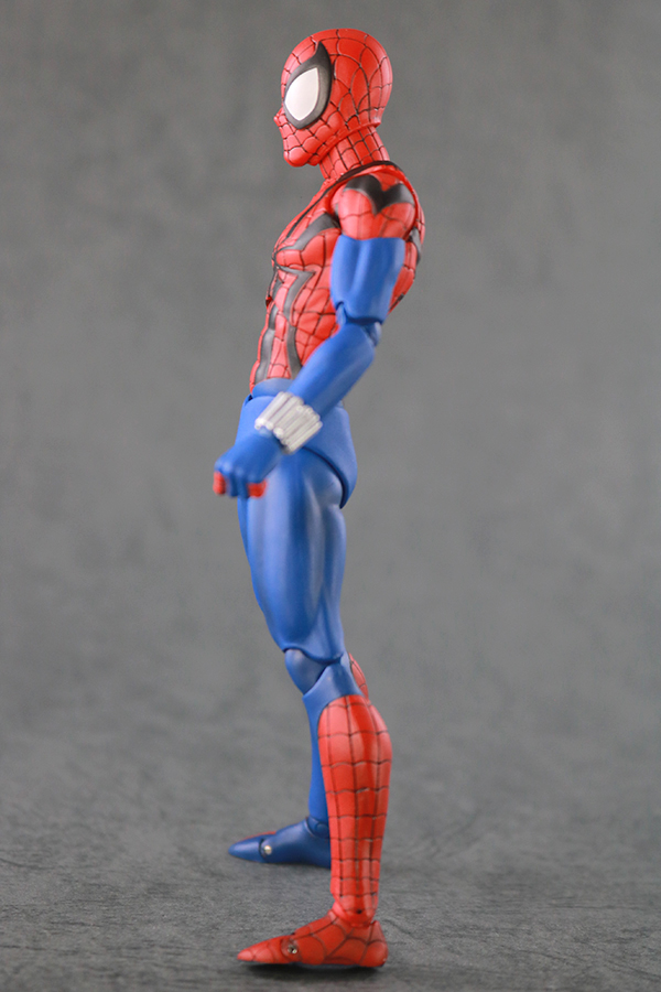 MAFEX　スパイダーマン　ベン・ライリー　レビュー　本体