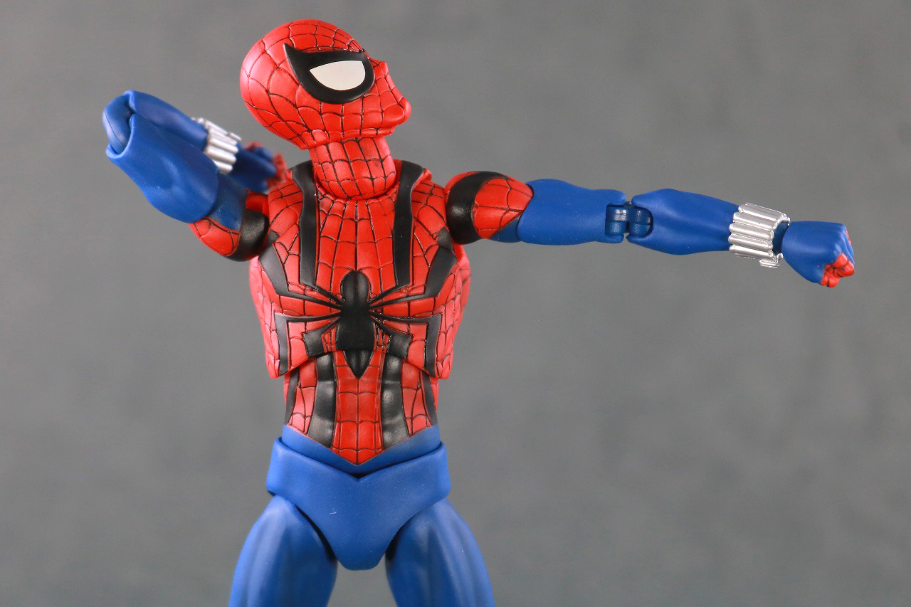 MAFEX　スパイダーマン　ベン・ライリー　レビュー　可動範囲