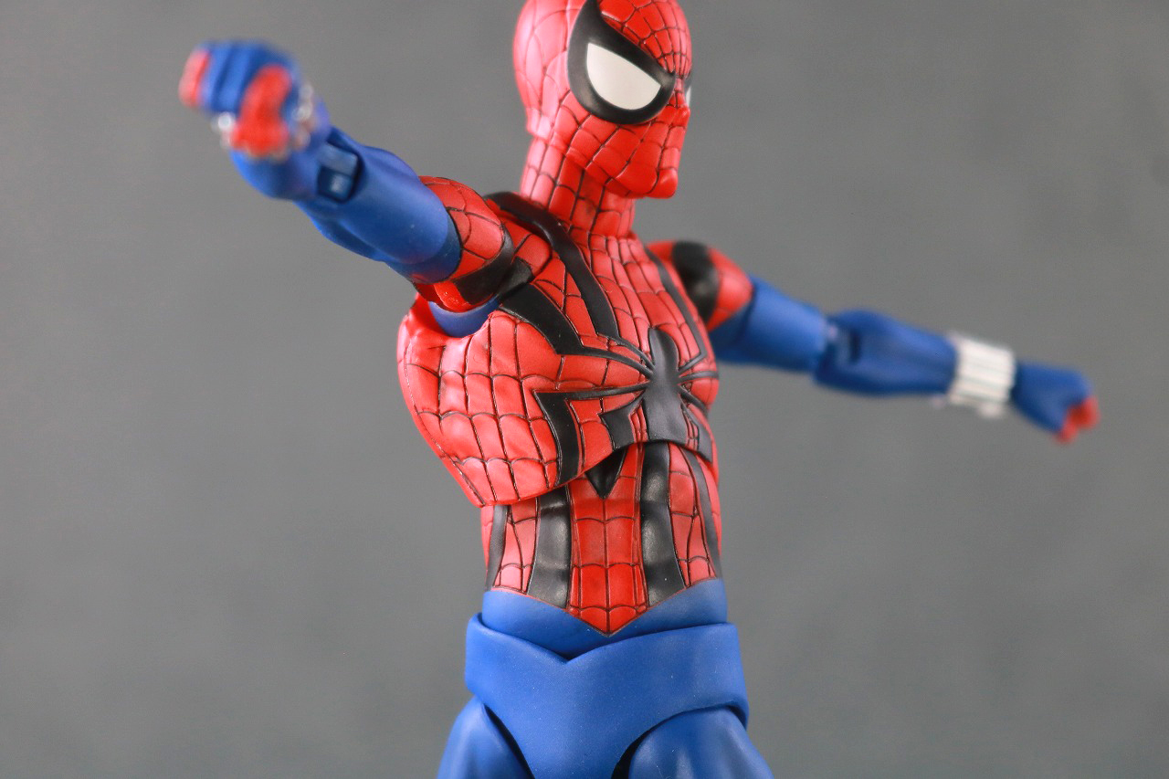 MAFEX　スパイダーマン　ベン・ライリー　レビュー　可動範囲