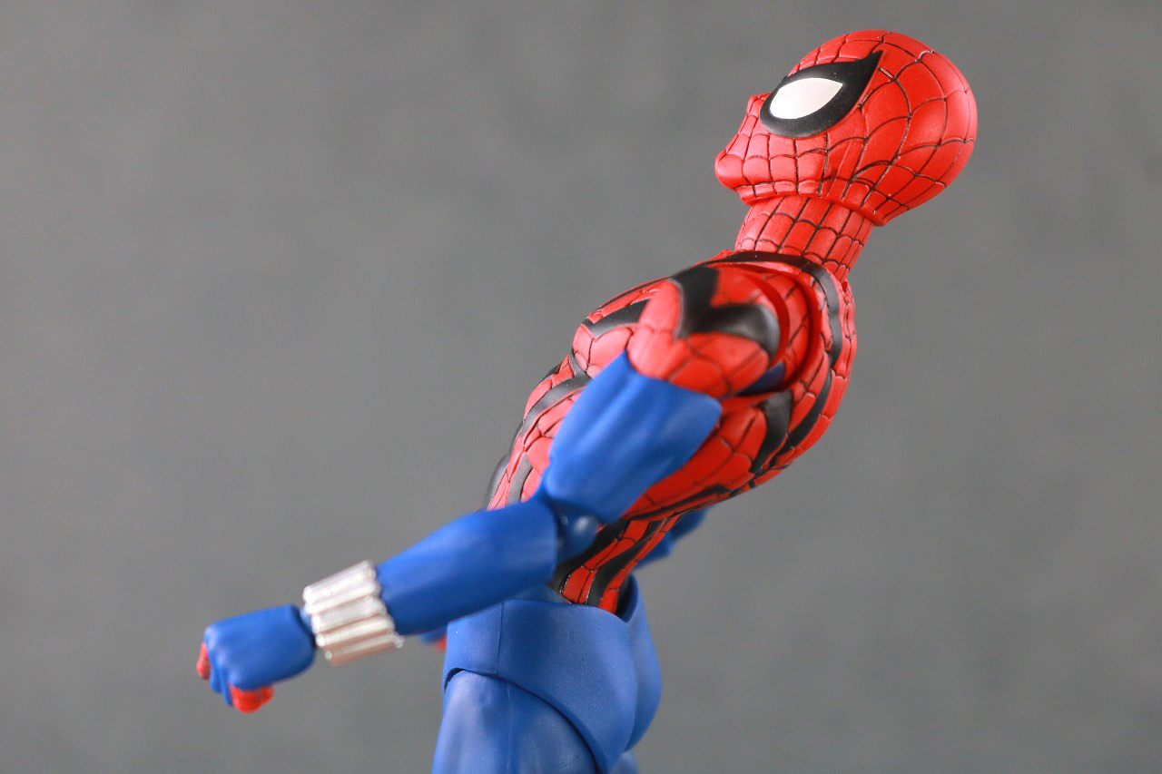 MAFEX　スパイダーマン　ベン・ライリー　レビュー　可動範囲