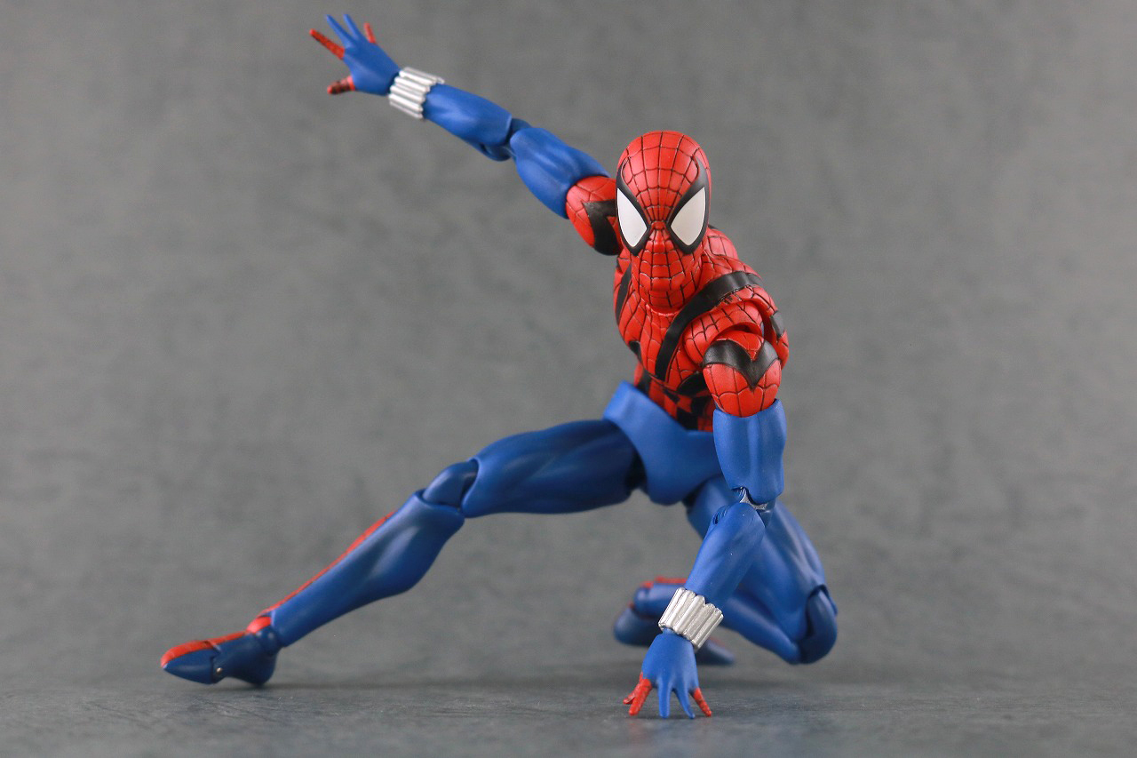 MAFEX　スパイダーマン　ベン・ライリー　レビュー　アクション