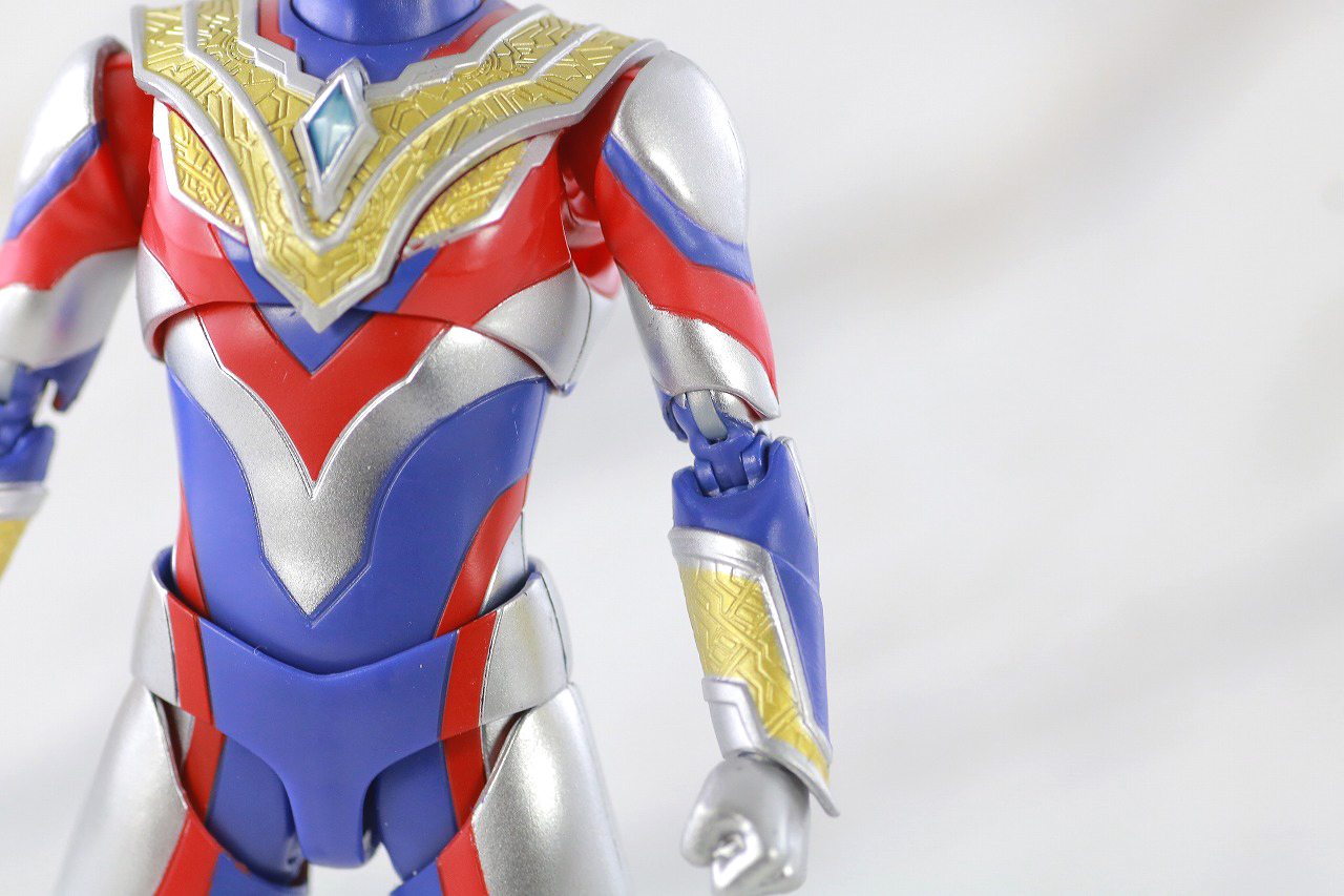 S.H.フィギュアーツ　ウルトラマントリガー マルチタイプ　レビュー　本体