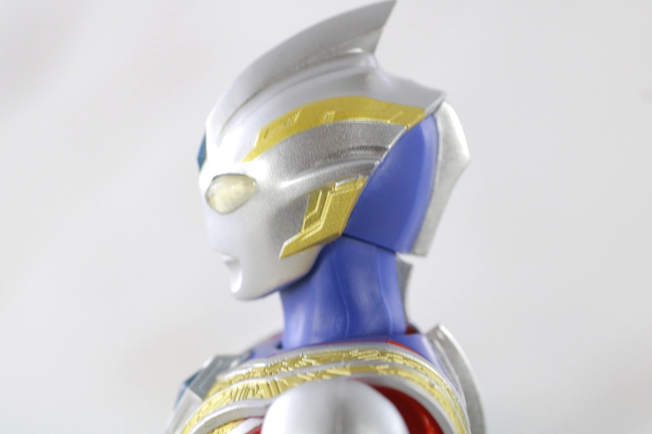 S.H.フィギュアーツ　ウルトラマントリガー マルチタイプ　レビュー　本体