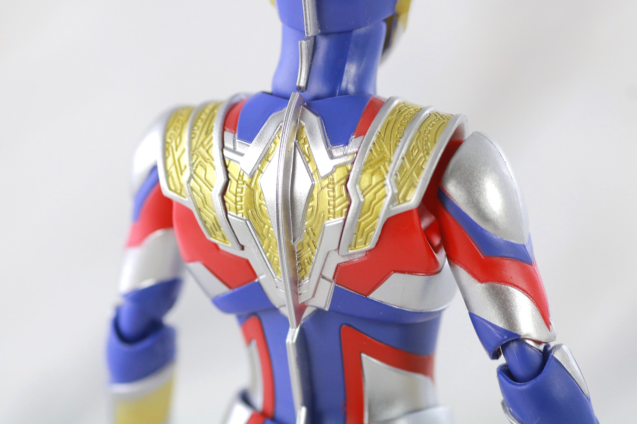 S.H.フィギュアーツ　ウルトラマントリガー マルチタイプ　レビュー　本体