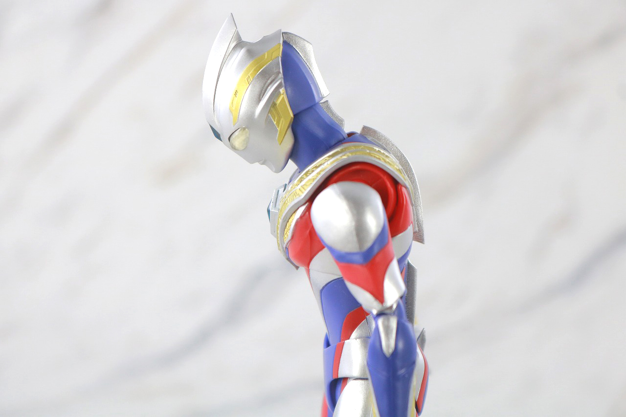 S.H.フィギュアーツ　ウルトラマントリガー マルチタイプ　レビュー　可動範囲