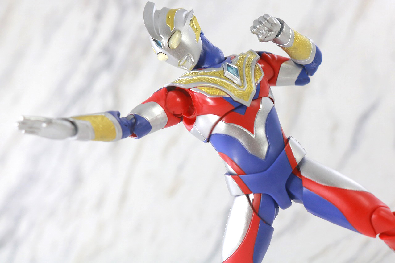 S.H.フィギュアーツ　ウルトラマントリガー マルチタイプ　レビュー　アクション