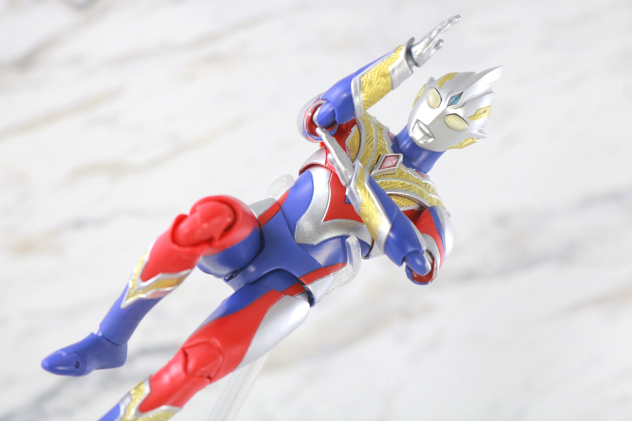 S.H.フィギュアーツ　ウルトラマントリガー マルチタイプ　レビュー　アクション