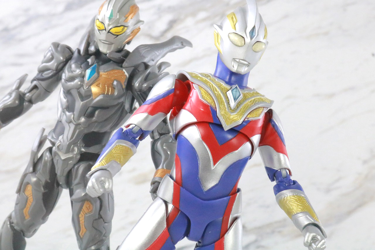 S.H.フィギュアーツ　ウルトラマントリガー マルチタイプ　レビュー　アクション　ウルトラアクションフィギュア　トリガーダーク