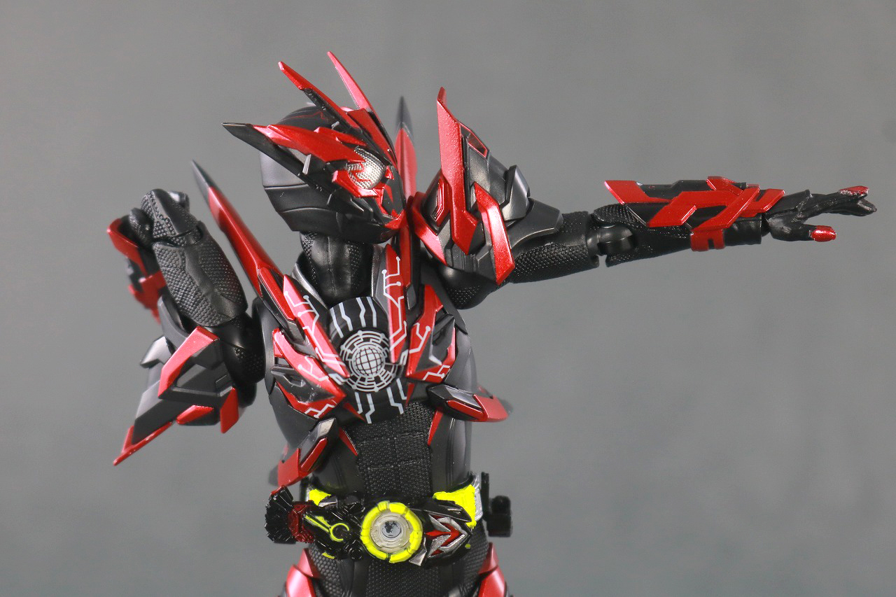 S.H.フィギュアーツ　仮面ライダーゼロワン ヘルライジングホッパー　レビュー　可動範囲