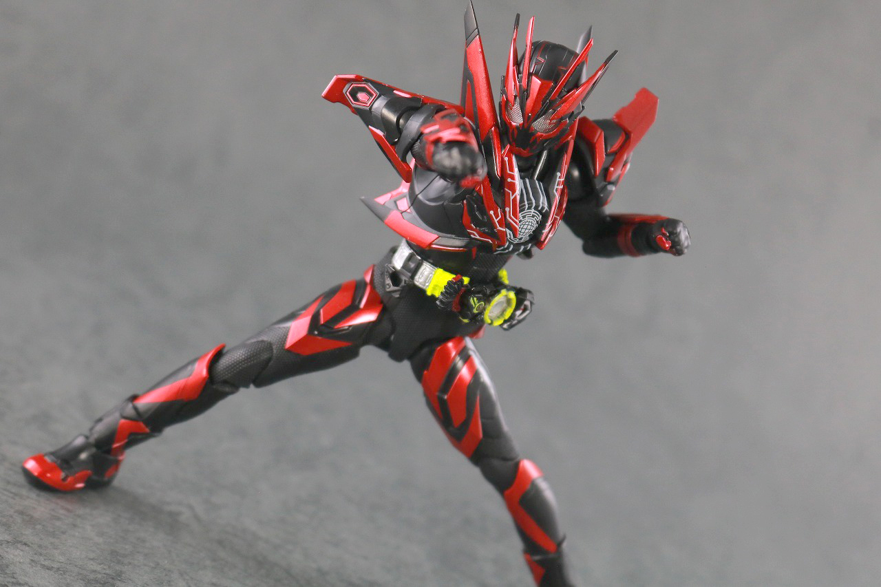 S.H.フィギュアーツ　仮面ライダーゼロワン ヘルライジングホッパー　レビュー　アクション