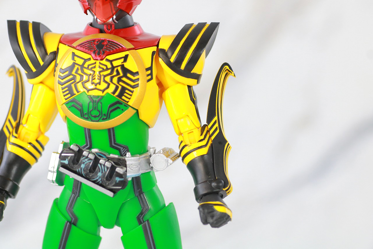 S.H.フィギュアーツ　真骨彫製法　仮面ライダーオーズ　スーパータトバコンボ　レビュー　本体