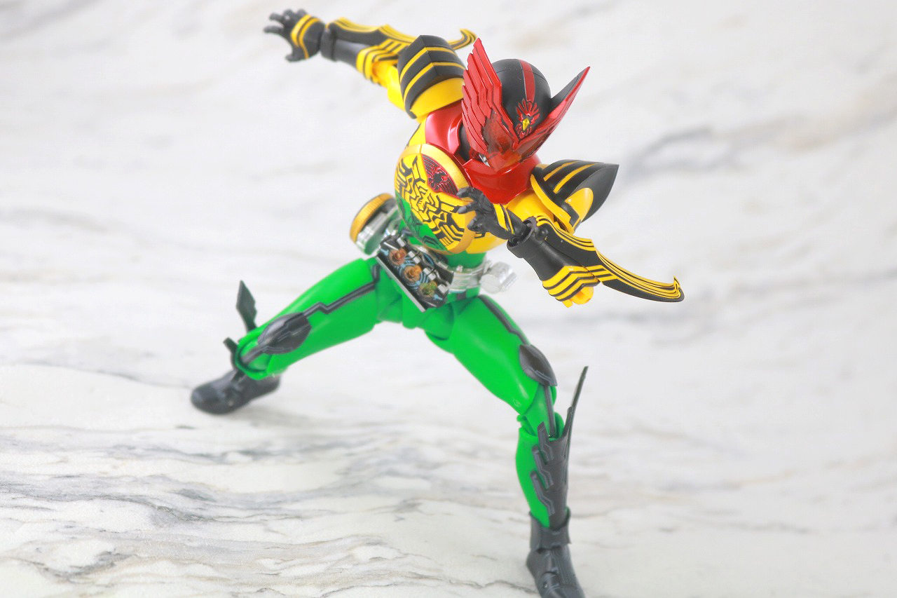 S.H.フィギュアーツ　真骨彫製法　仮面ライダーオーズ　スーパータトバコンボ　レビュー　アクション