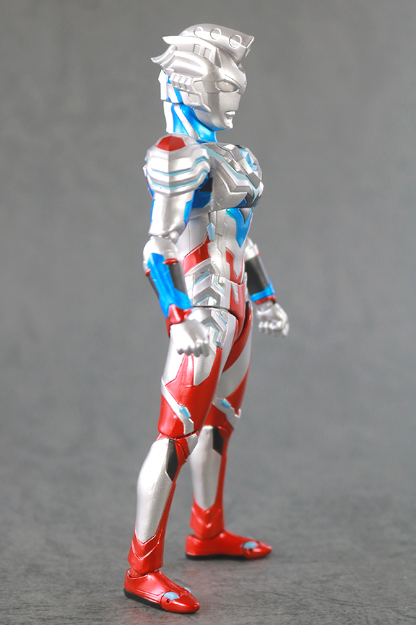 S.H.フィギュアーツ　ウルトラマンゼット アルファエッジ　Special Color Ver.　レビュー　本体