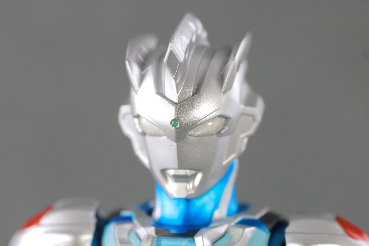 S.H.フィギュアーツ　ウルトラマンゼット アルファエッジ　Special Color Ver.　レビュー　本体