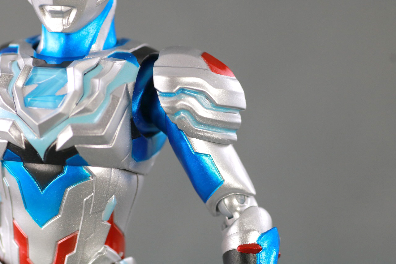 S.H.フィギュアーツ　ウルトラマンゼット アルファエッジ　Special Color Ver.　レビュー　本体