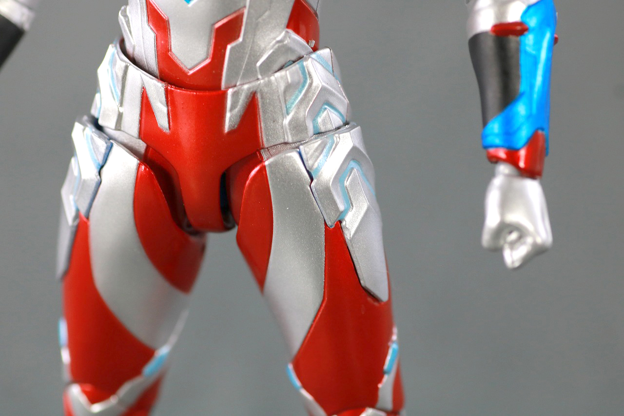 S.H.フィギュアーツ　ウルトラマンゼット アルファエッジ　Special Color Ver.　レビュー　本体